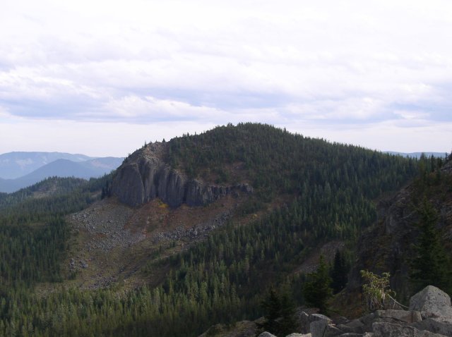 Tom Dick and Harry Peak 052 